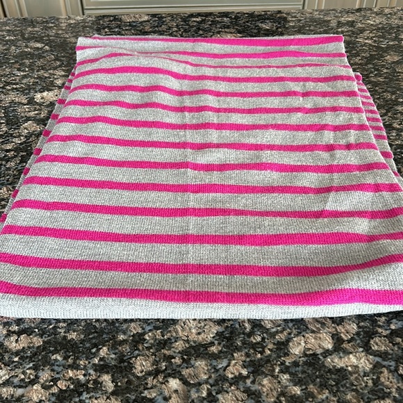 MARC BY MARC JACOBS SCARF 100% WOOLANE NWOT - Picture 11 of 11